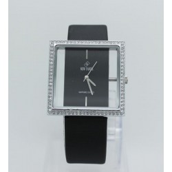 ساعة ماركة نيوفاندي العالمية