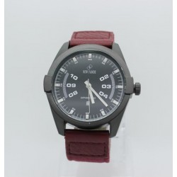 ساعة ماركة نيوفاندي العالمية