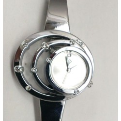 ساعة ماركة نيوفاندي 2013