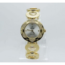 ساعة ماركة نيوفاندي العالمية